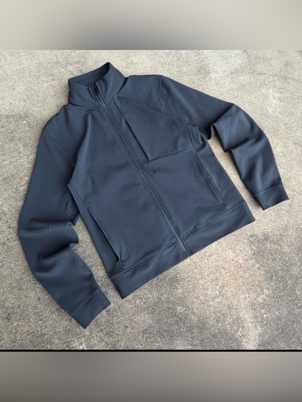 lululemon athletica Men's Performance Jacket in Dark Grey